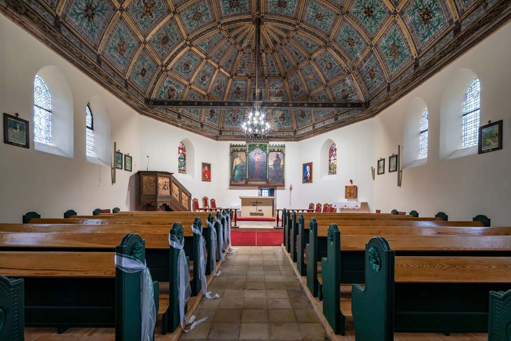 Nawa główna w kościele pw. Najświętszego Serca Pana Jezusa w Karpaczu